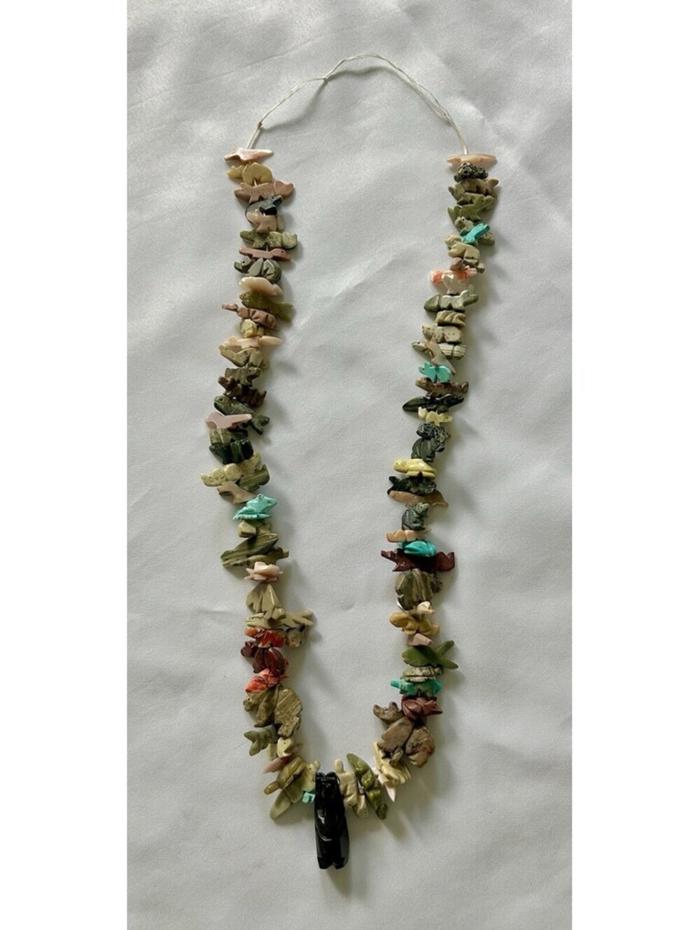 Strand Of Vintage Zuni Fetish Carved Animal Stone Native American Pendant Beads